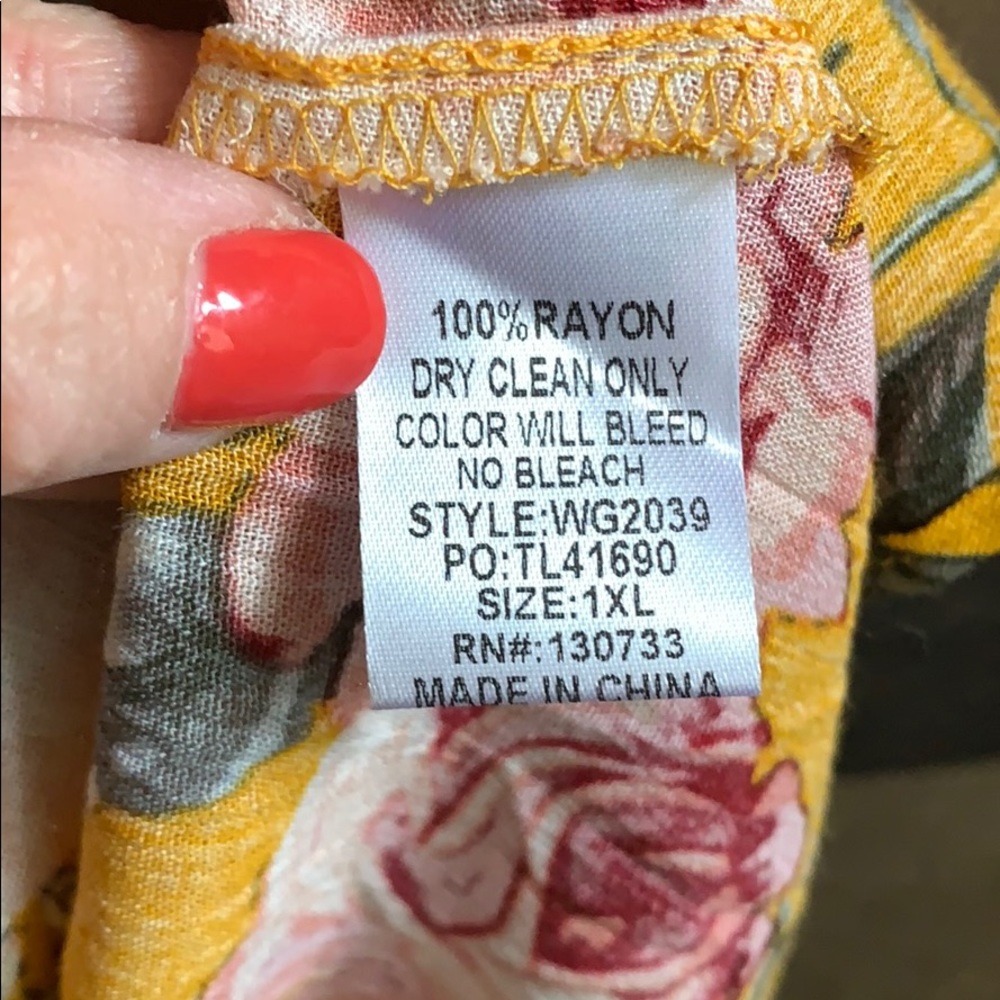 Umgee Plus Size Mustard Floral Bell Sleeve Tunic - Picture 3 of 5